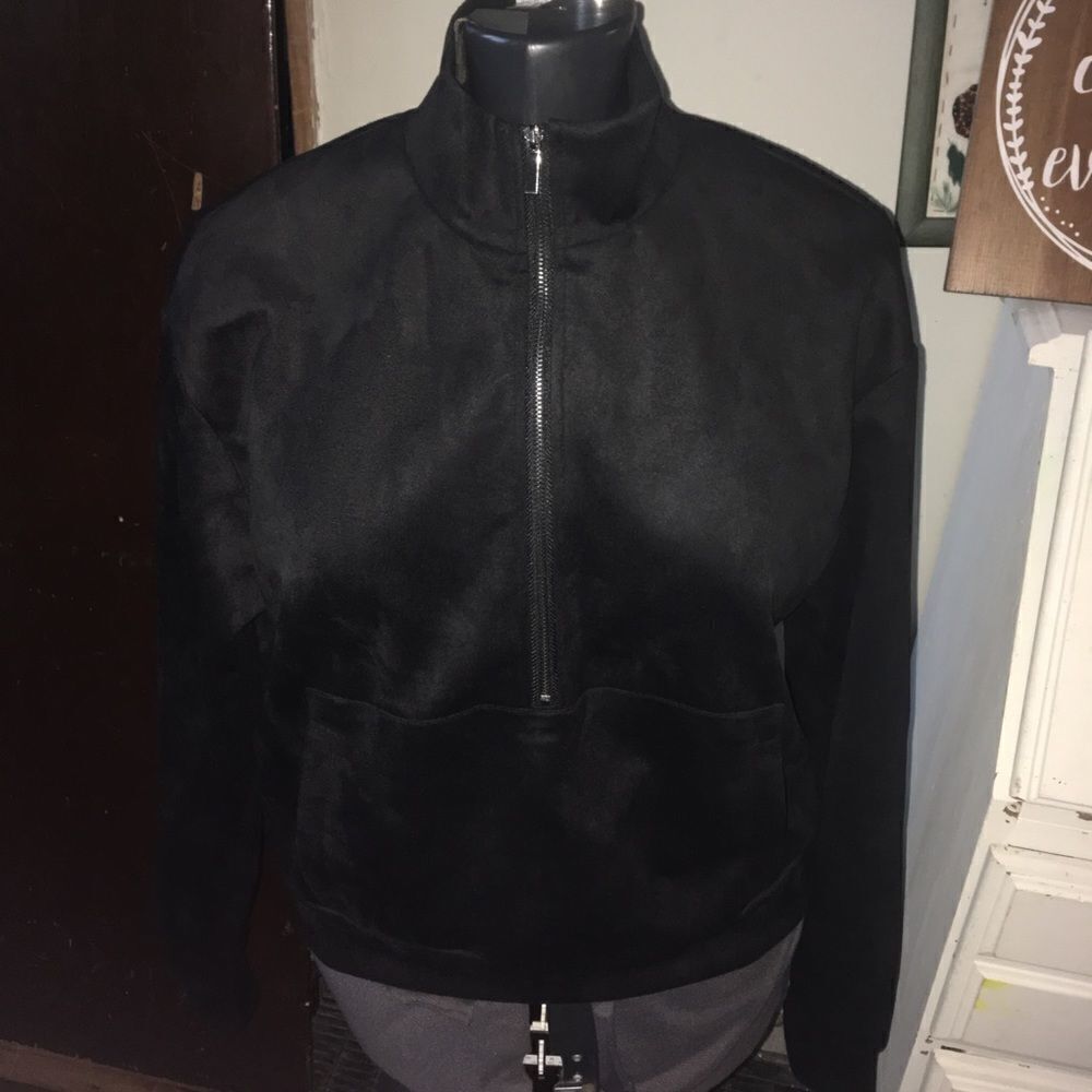 M Magaschoni black suede cropped M pullover